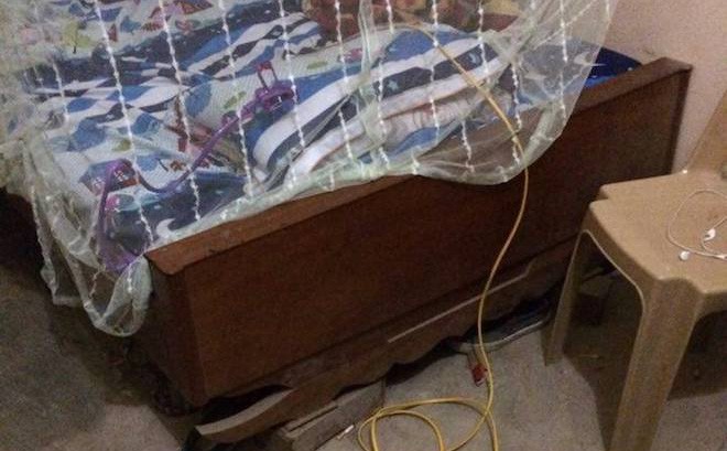 Gã hàng xóm đột nhập vào phòng ngủ, chích điện người phụ nữ lúc nửa đêm ảnh 1