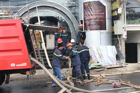 Cháy quán bia ở trung tâm thành phố Đà Lạt ảnh 1
