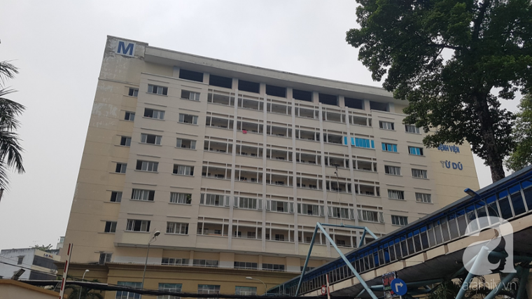 Mẹ vỡ gan lúc chuyển dạ, bé sơ sinh sống sót thần kỳ ảnh 1