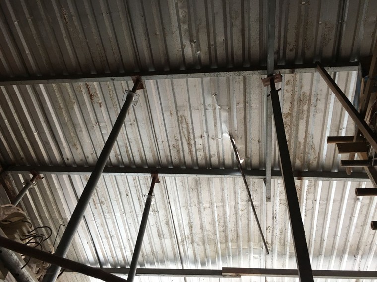 Sập giàn giáo công trình trung tâm thương mại, 2 người tử vong ảnh 2