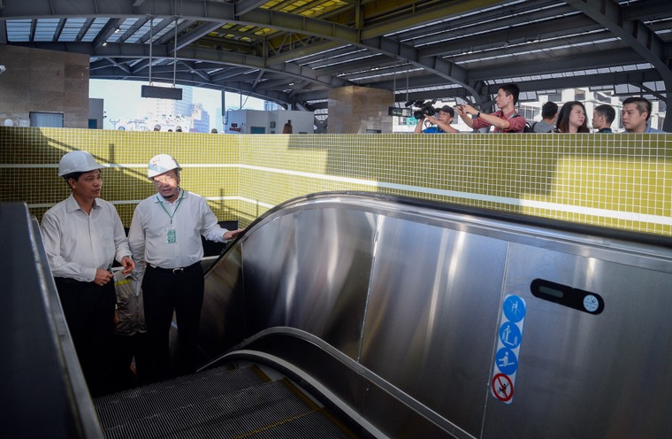 5 đoàn tàu đường sắt trên cao chạy thử ở Hà Nội ảnh 3