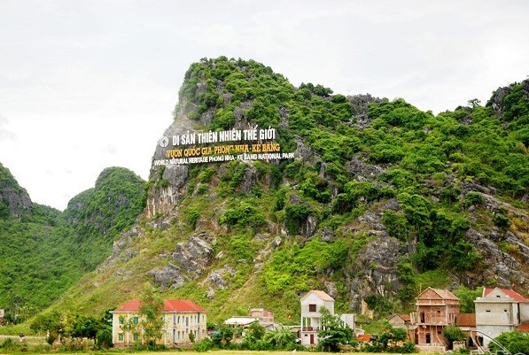 Nhận định nào sau đây đúng với tỉnh Quảng Bình?