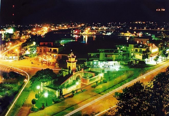 Tỉnh lỵ của Quảng Bình là thành phố Đồng Hới, cách thủ đô Hà Nội bao nhiêu Km về phía bắc?