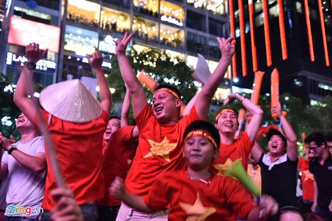 Cách giúp bạn tỉnh táo sau một đêm 'đi bão' ảnh 1