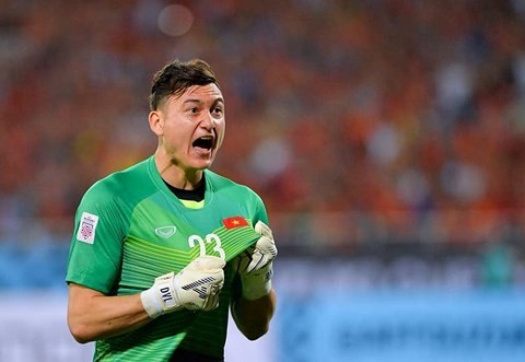 Thủ môn Đặng Văn Lâm: Từ 'người thừa' đến 'người hùng' ảnh 2