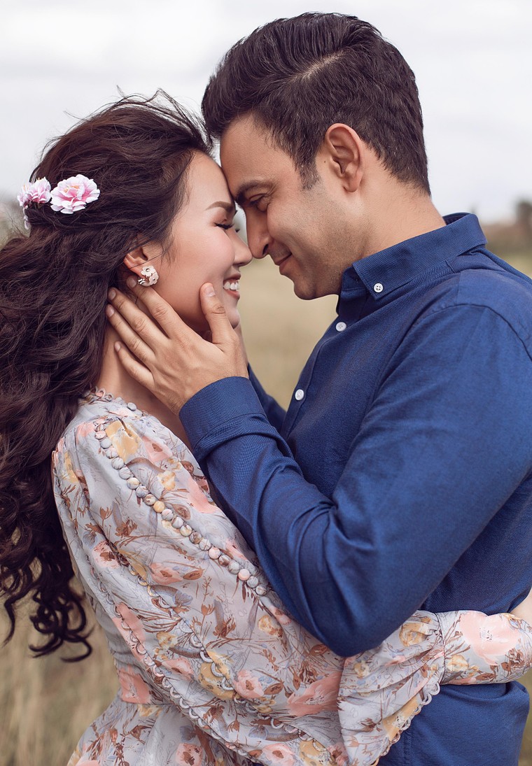 Võ Hạ Trâm bất ngờ lộ danh tính người yêu doanh nhân ngoại quốc hơn 12 tuổi ảnh 1