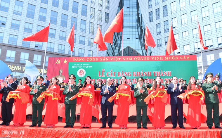 Thủ tướng đánh giá cao nỗ lực sớm đạt đẳng cấp quốc tế của Bệnh viện 108 ảnh 3