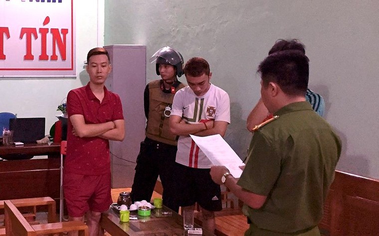 Khởi tố 5 người Hà Nội vào Gia Lai hoạt động tín dụng đen ảnh 1