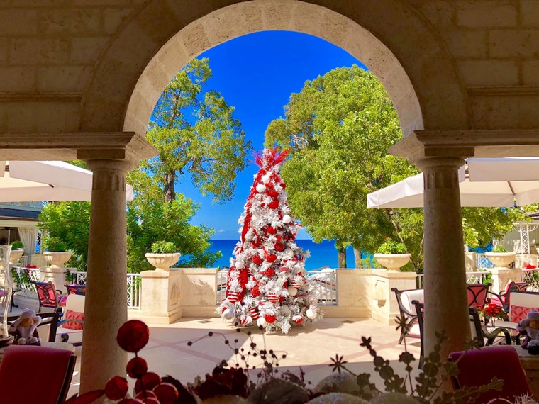 ‘Đổi gió’ cho ngày đông với kì nghỉ ngập nắngở bãi biển nhiệt đới ảnh 3