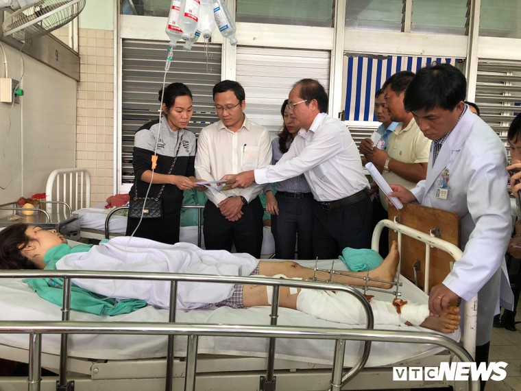 Sức khoẻ của 14 nạn nhân trong vụ tai nạn đang điều trị ở Bệnh viện Chợ Rẫy giờ ra sao? ảnh 1