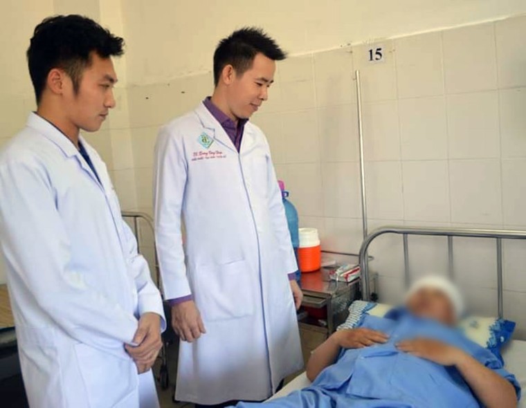 Người phụ nữ bị lóc toàn bộ da đầu vì lý do này ảnh 1