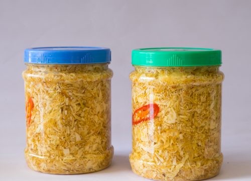 Nhút là món ăn đặc sản của tỉnh nào?