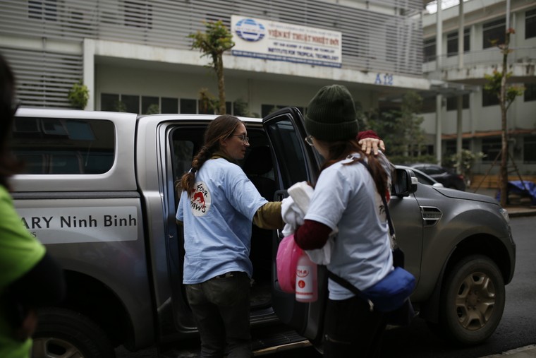 Hình ảnh gấu ngựa con ngày đầu tiên tại Cơ sở bảo tồn gấu Ninh Bình ảnh 1