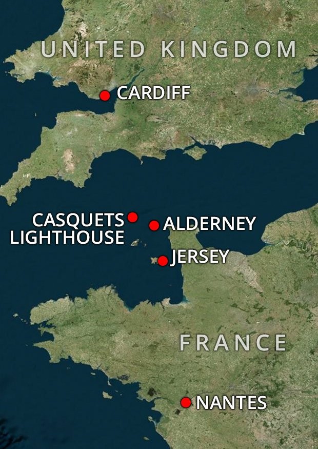 Máy bay chở ngôi sao Ngoại hạng Anh mất tích trên biển: Có thể không còn ai sống sót ảnh 1