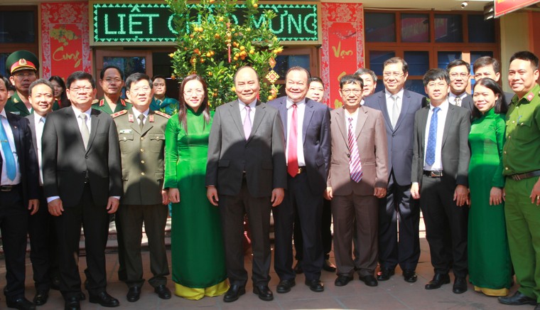 Thủ tướng Nguyễn Xuân Phúc chúc Tết lực lượng vũ trang Đà Nẵng ảnh 2