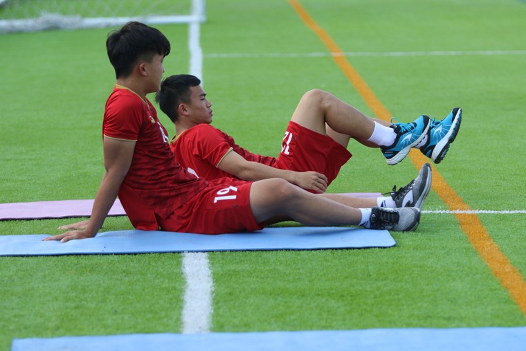 HLV Nguyễn Quốc Tuấn: 'Tôi đánh giá Thái Lan là đội bóng mạnh trong khu vực' ảnh 2