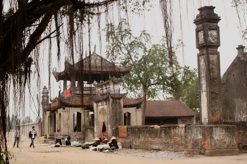 Chùa Đậu cách trung tâm Hà Nội bao nhiêu km?