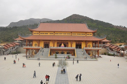 Chùa Ba Vàng nằm ở tỉnh nào nước ta?