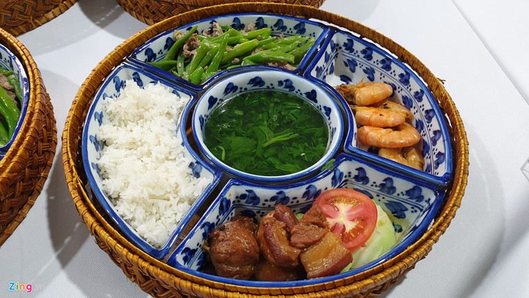 Thực đơn hấp dẫn phục vụ phóng viên tại Hội nghị thượng đỉnh Mỹ -Triều ảnh 8