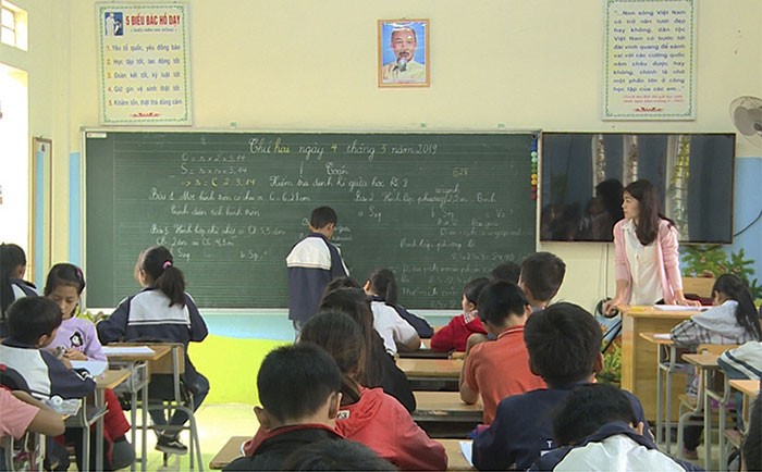 Thầy giáo bị tố dâm ô học sinh viết đơn xin ra khỏi ngành ảnh 2