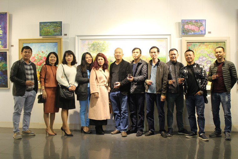 Triển lãm tranh 'Rung Rinh', món quà ý nghĩa cho ngày 8/3 ảnh 9