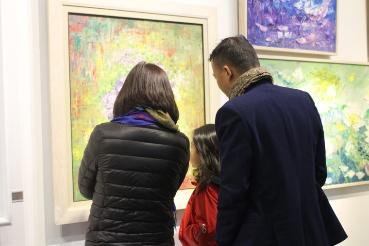 Triển lãm tranh 'Rung Rinh', món quà ý nghĩa cho ngày 8/3 ảnh 12