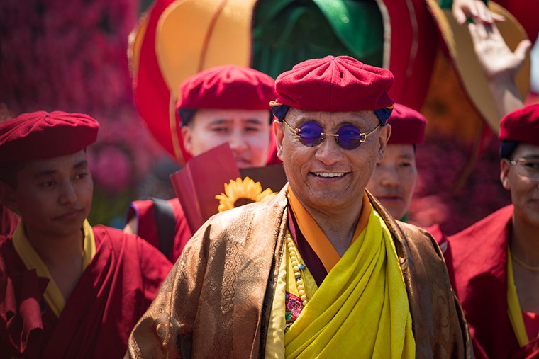 'Hiện thân của Đức Phật Quan Âm' làm lễ tại chùa Linh Ứng Bà Nà Hills ảnh 1