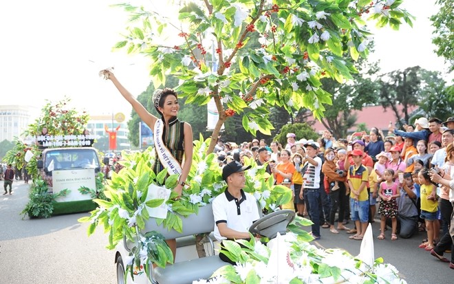 Phó Thủ tướng Trương Hòa Bình vui hội 'Tinh Hoa Đại Ngàn' ảnh 10