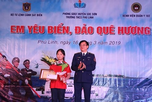 Gần 100 học sinh tham gia cuộc thi ‘Em yêu biển đảo, quê hương’ ảnh 1