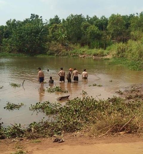 3 bà cháu chết đuối khi đi mò cua ảnh 1