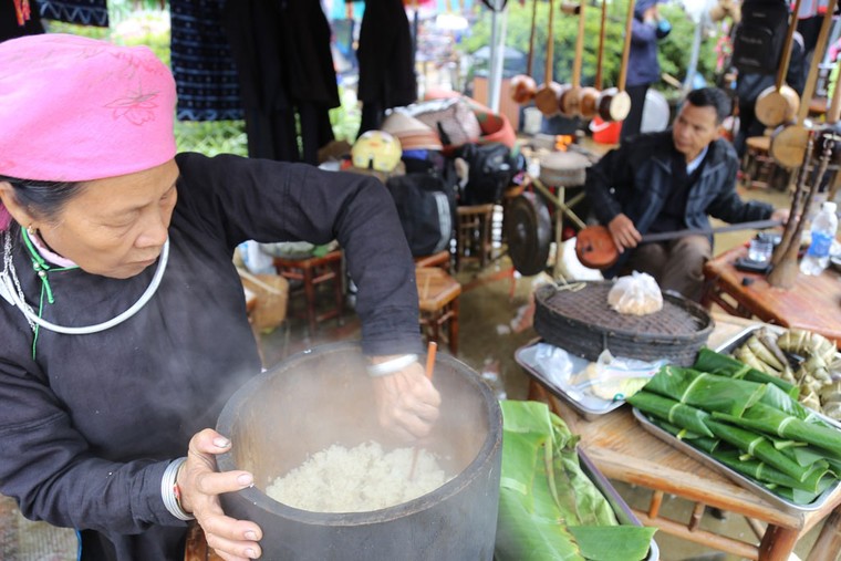 Tháng 4, về Sun World Fansipan Legend trẩy hội hoa đỗ quyên ảnh 9