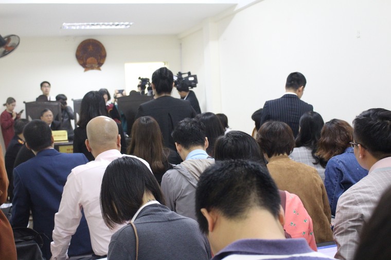 Tuần Châu kháng cáo vụ tranh chấp bản quyền với Việt Tú ảnh 1