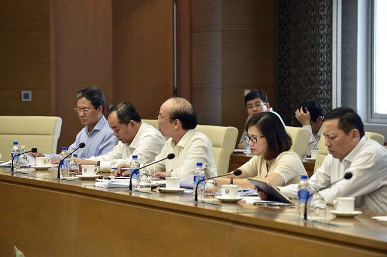 Thủ tướng: Xử lý văn bản 'cài cắm lợi ích', 'không quản được thì trói' ảnh 2