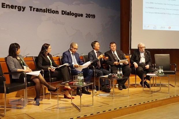 Việt Nam ưu tiên chuyển đổi năng lượng để phát triển bền vững ảnh 1