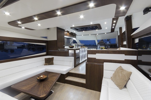 Khám phá 'tuyệt đỉnh' non nước Hạ Long bằng du thuyền triệu đô FLC Albatross ảnh 3