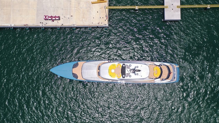 Siêu du thuyền 150 triệu USD của ông chủ CLB Tottenham tại vịnh Hạ Long ảnh 1