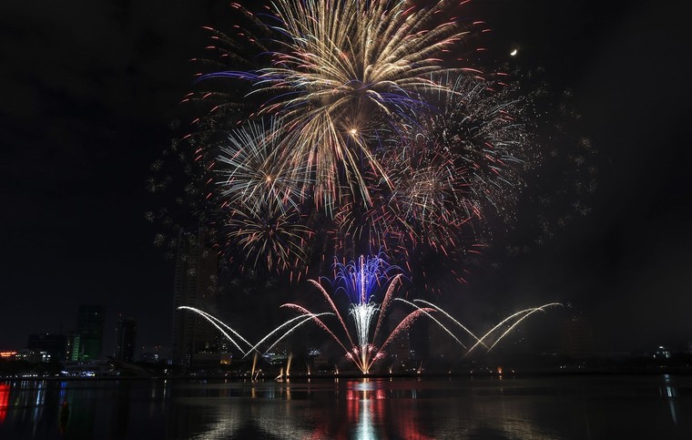 Hồng Nhung: Không đâu phù hợp hơn Đà Nẵng để tổ chức lễ hội pháo hoa ảnh 1