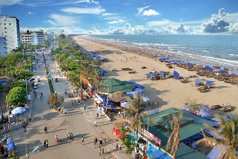 Vì sao Sầm Sơn được người Pháp gọi là điểm nghỉ dưỡng lý tưởng nhất Đông Dương? ảnh 1