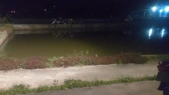 Rủ nhau tắm ao, 3 anh em đuối nước thương tâm ảnh 1