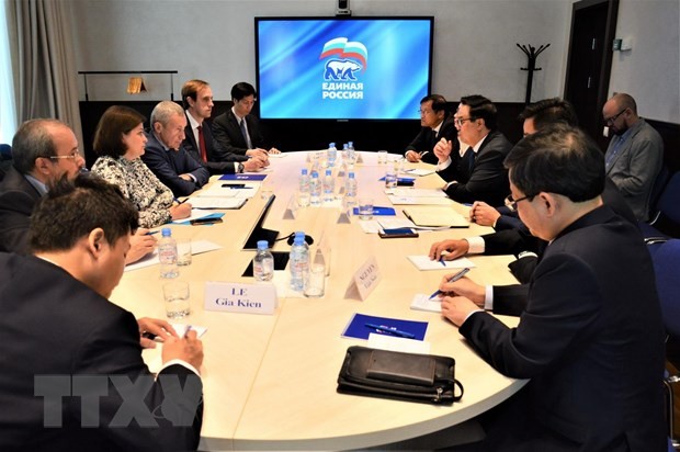 Đoàn đại biểu Đảng Cộng sản Việt Nam làm việc tại Liên bang Nga ảnh 1