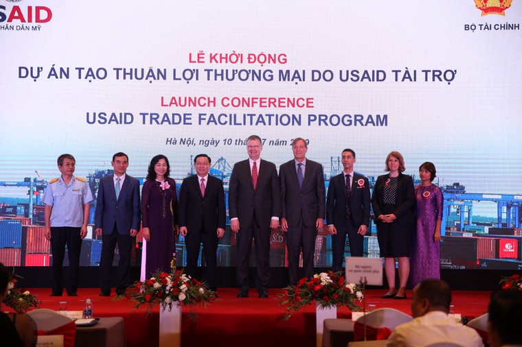 Chính phủ Hoa Kỳ giúp Việt Nam tạo thuận lợi thương mại ảnh 2
