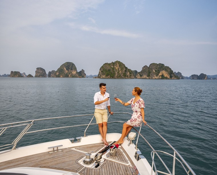 FLC Hạ Long - Thức dậy giữa kỳ quan ảnh 9