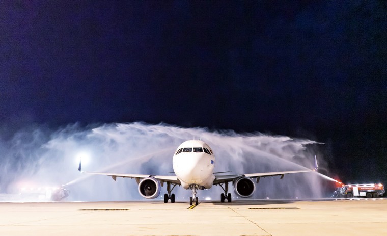 Bamboo Airways đón chuyến bay kết nối Việt Nam với Ma Cao - Trung Quốc đầu tiên ảnh 1