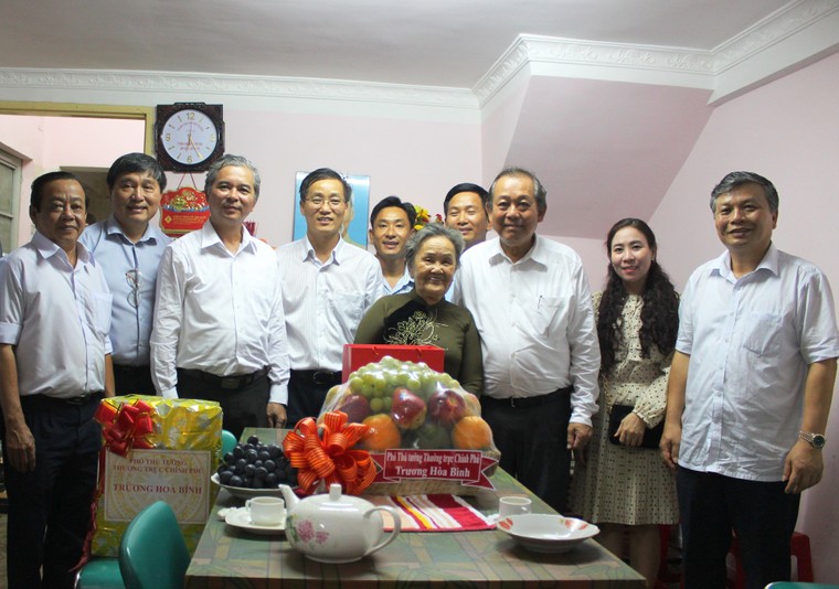 Phó Thủ tướng Thường trực làm việc với Thành ủy TPHCM ảnh 3