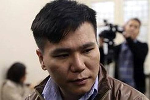 Châu Việt Cường được giảm án 2 năm tù, òa khóc khi nhắc đến việc mẹ qua đời ảnh 1