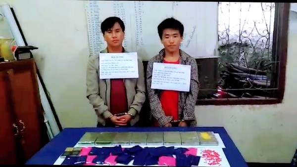Bắt 2 đối tượng người Lào vận chuyển ma túy trái phép ảnh 1