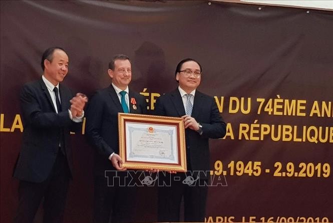 Thúc đẩy hợp tác giữa Hà Nội và các địa phương của Pháp ảnh 1