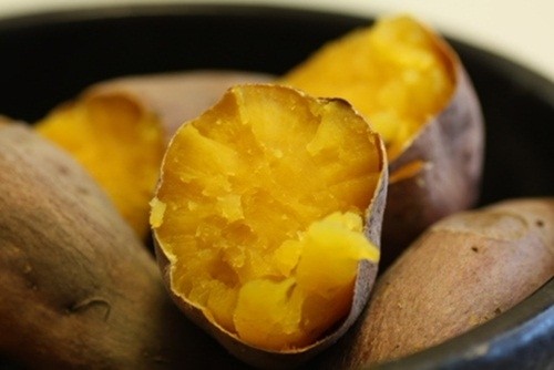 Không nên ăn khoai lang kết hợp với quả gì?