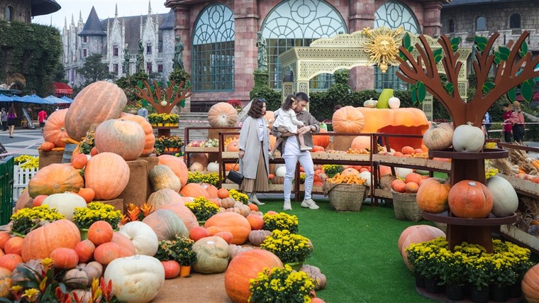 Happy Halloween, du khách Miền Trung Tây Nguyên tiếp tục hưởng mức giá ưu đãi khi tới Bà Nà Hills ảnh 4