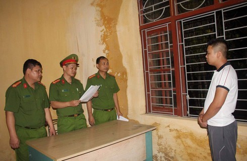 Hành trình nhóm nghi phạm đổ trộm dầu thải nguồn nước sông Đà ảnh 4